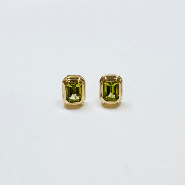 peridot stepped bezel studs