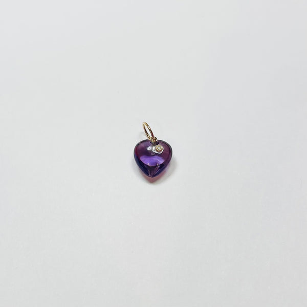 small puffy heart with diamond