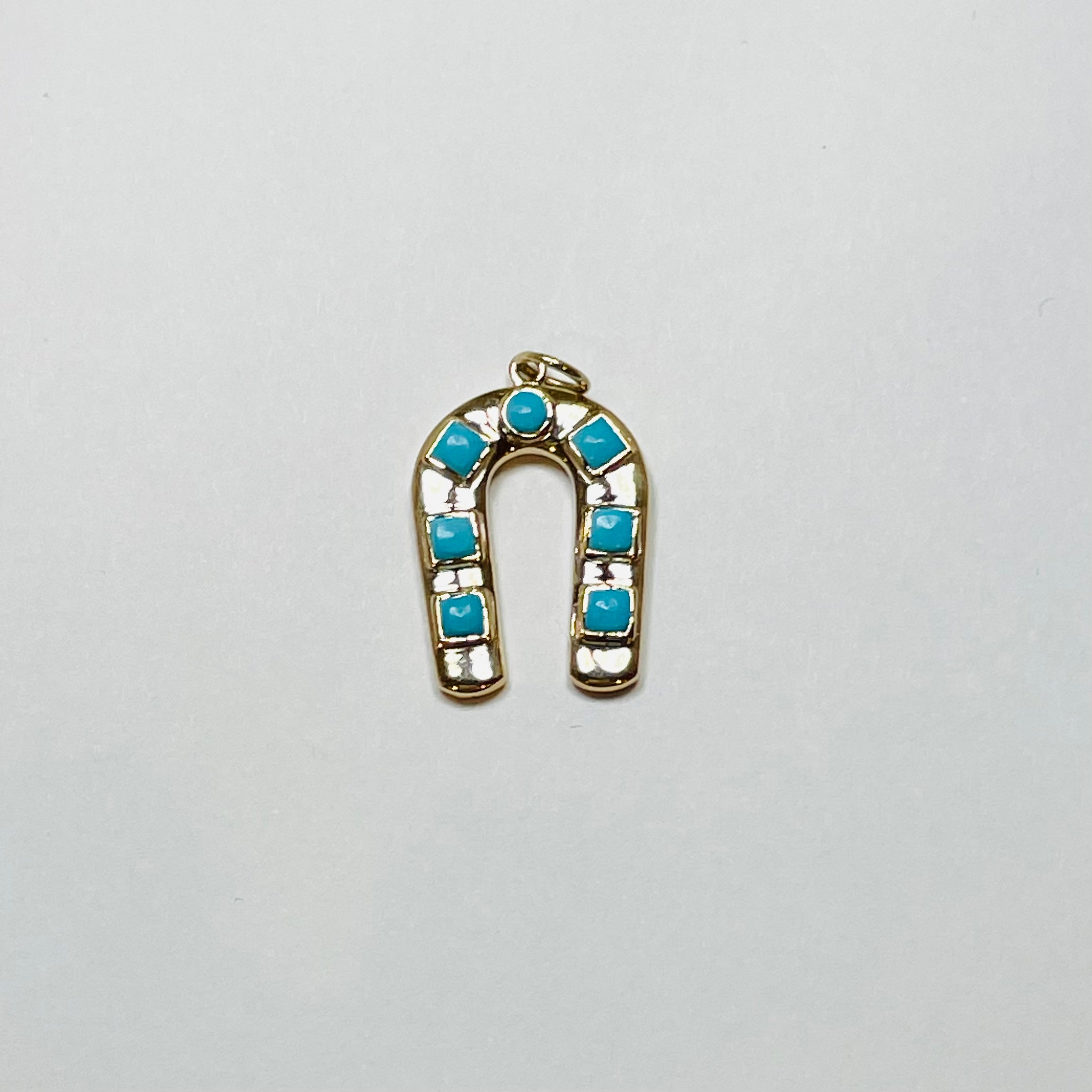 turquoise horseshoe pendant