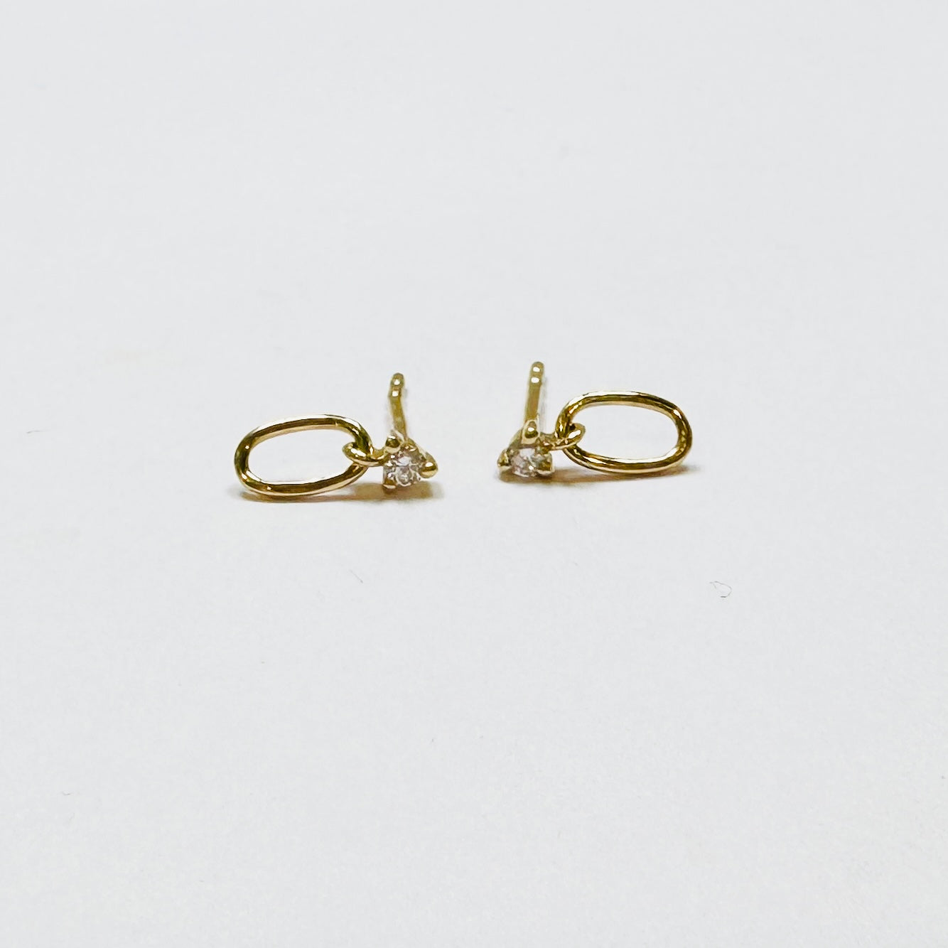 diamond link studs