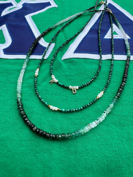 delicate malachite necklace with pearls and gold nuggets