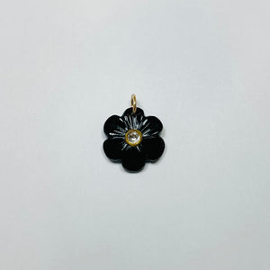 carved onyx flower pendant, 3/4 in