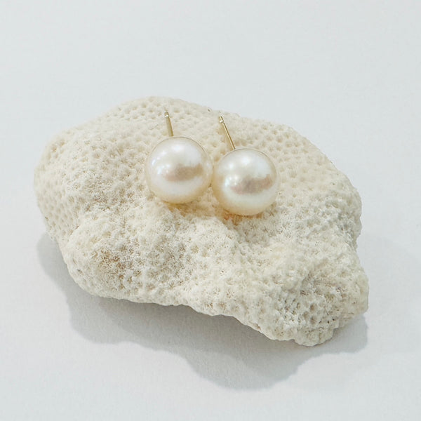 cultured pearl studs