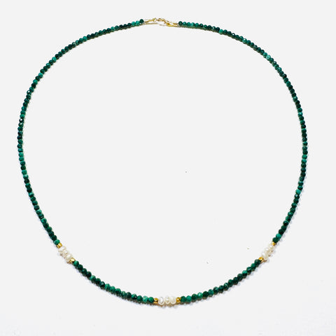 delicate malachite necklace with pearls and gold nuggets