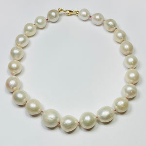 pearl knotted necklace