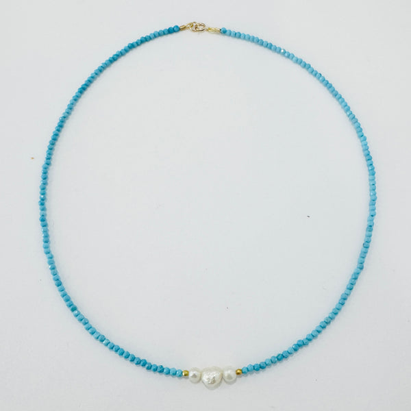 pearl focal delicate necklace