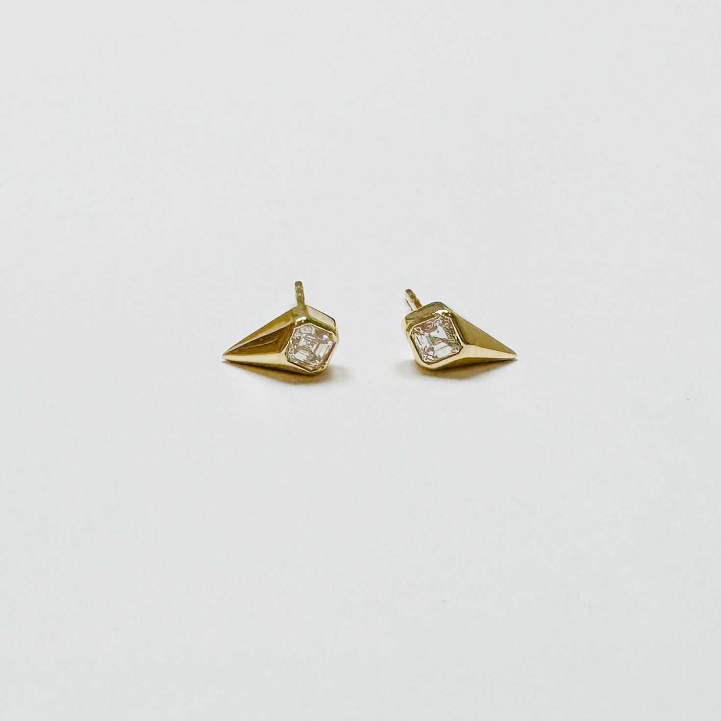 diamond spike studs