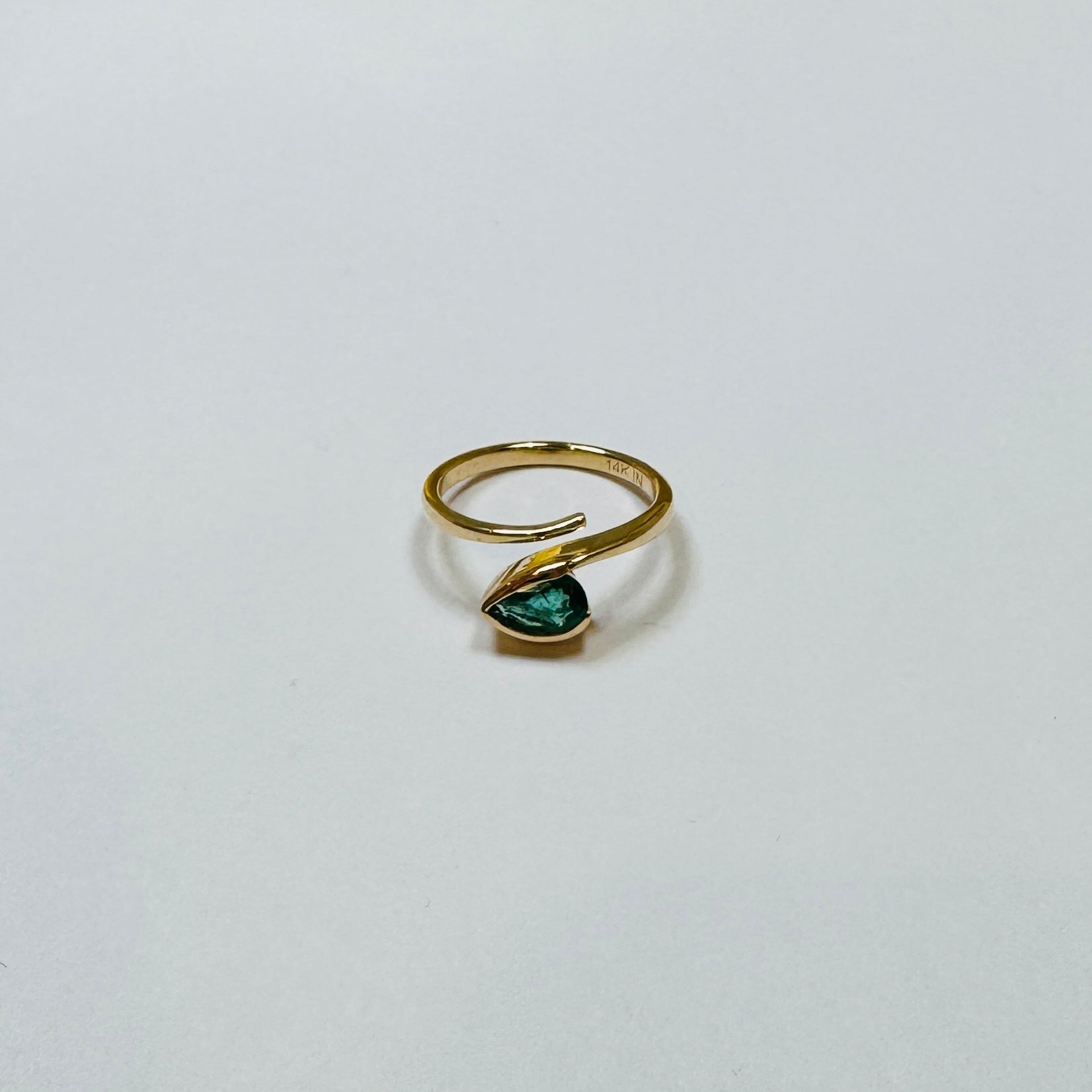 emerald wrap ring