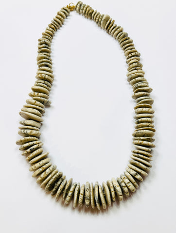 white howlite statement necklace