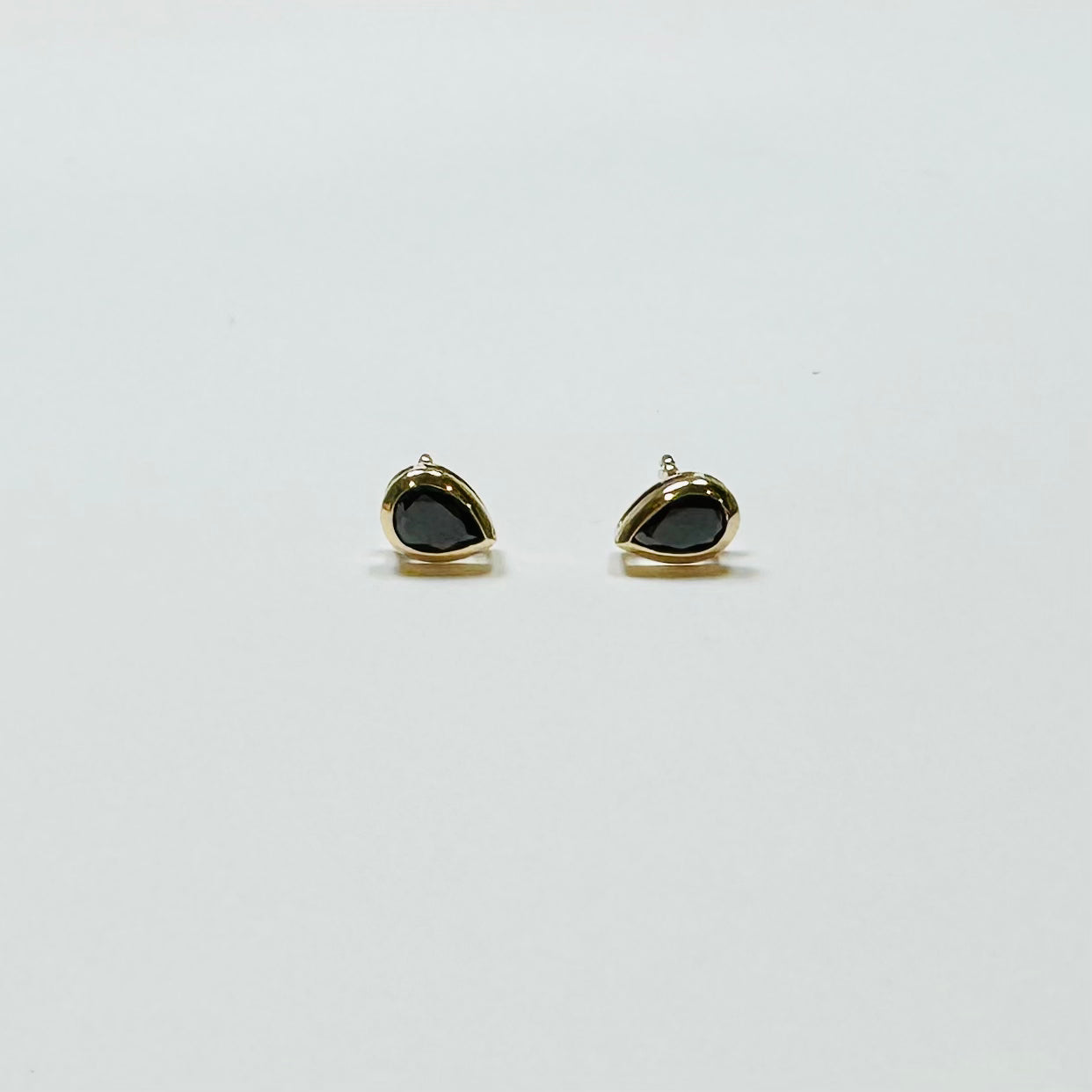 black diamond pear studs