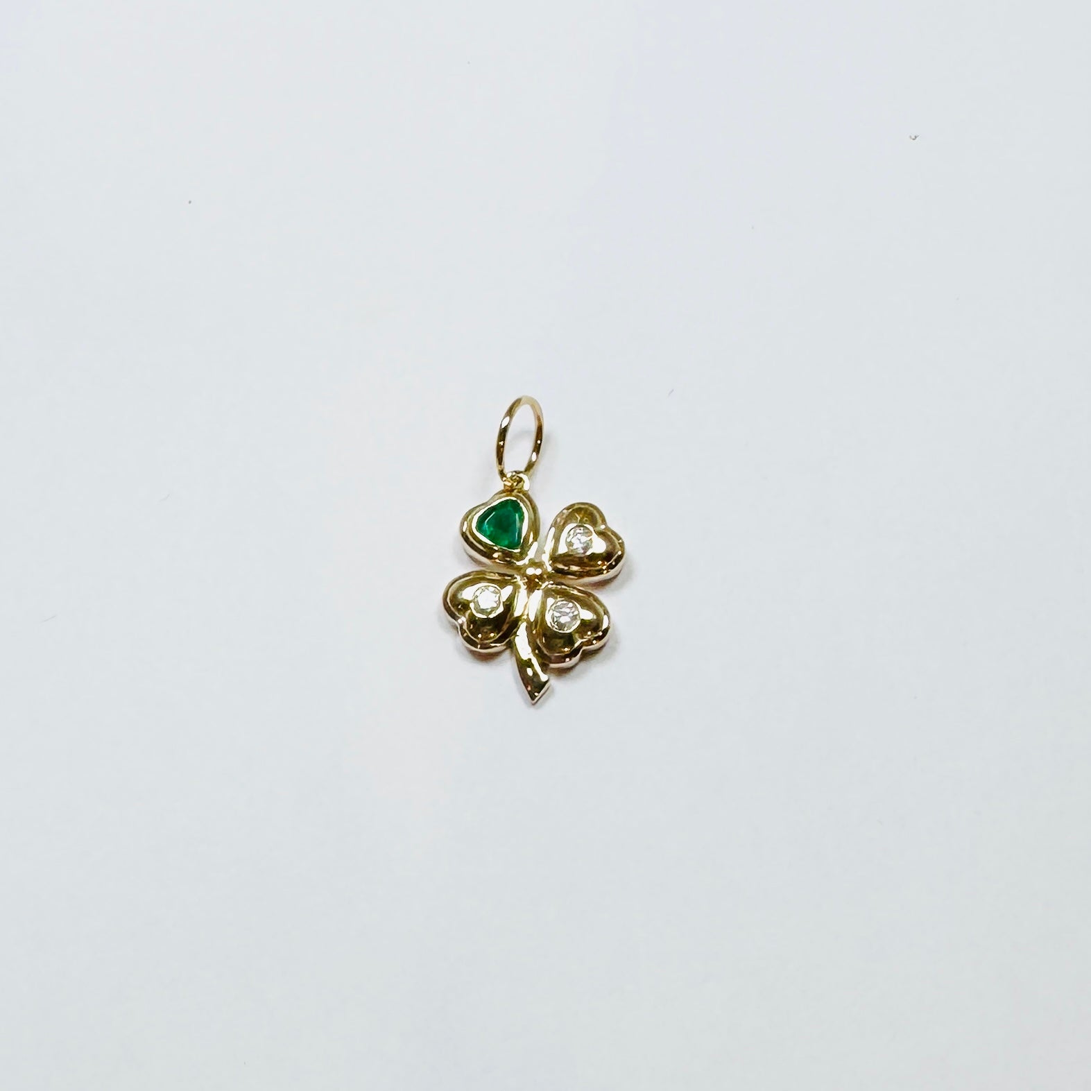 four leaf clover pendant