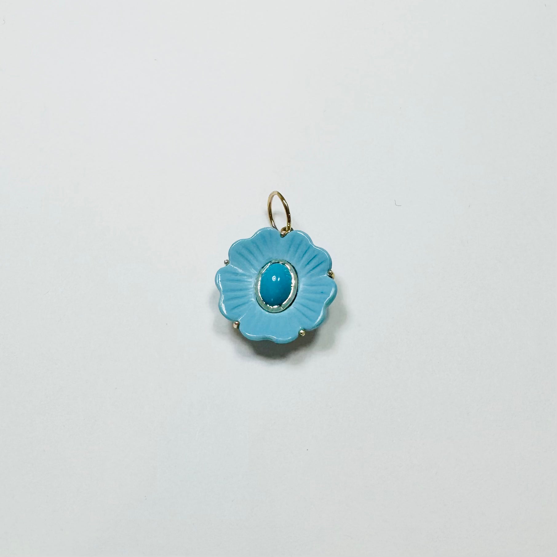 turquoise carved flower pendant, 3/4 in