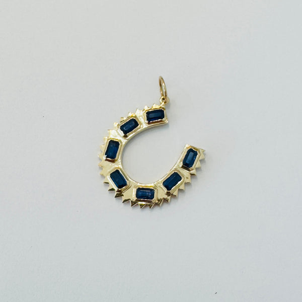 spike horseshoe pendant