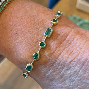 pillow set bracelet, emerald