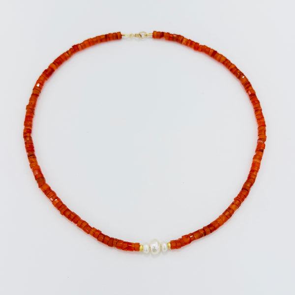 pearl focal delicate necklace