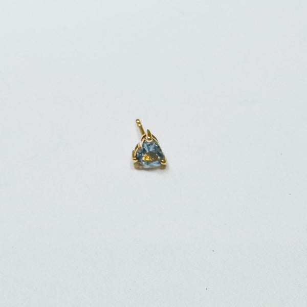 single sale studs