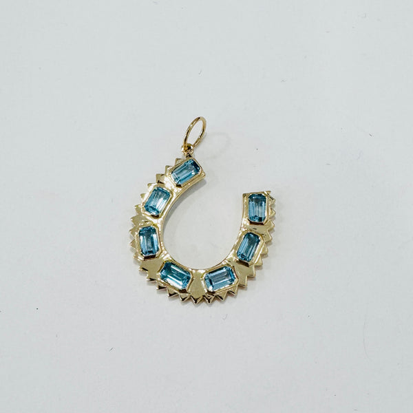 spike horseshoe pendant
