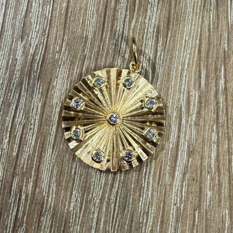 fluted diamond medallion pendant