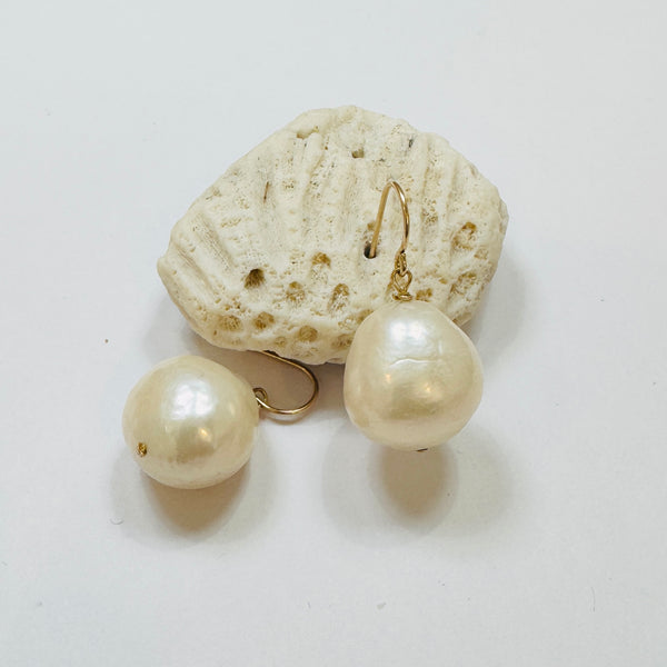 baroque pearl earrings