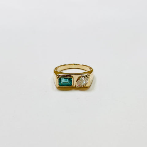 emerald diamond signet ring