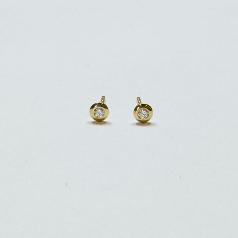 flat bezel diamond studs