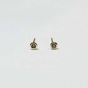 bezel set diamond studs, 4mm