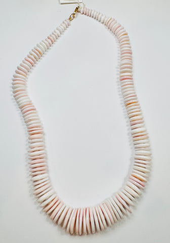 queen conch necklace