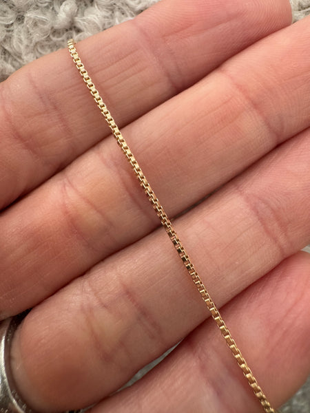 box chain, 1 mm micro 14 kt gold