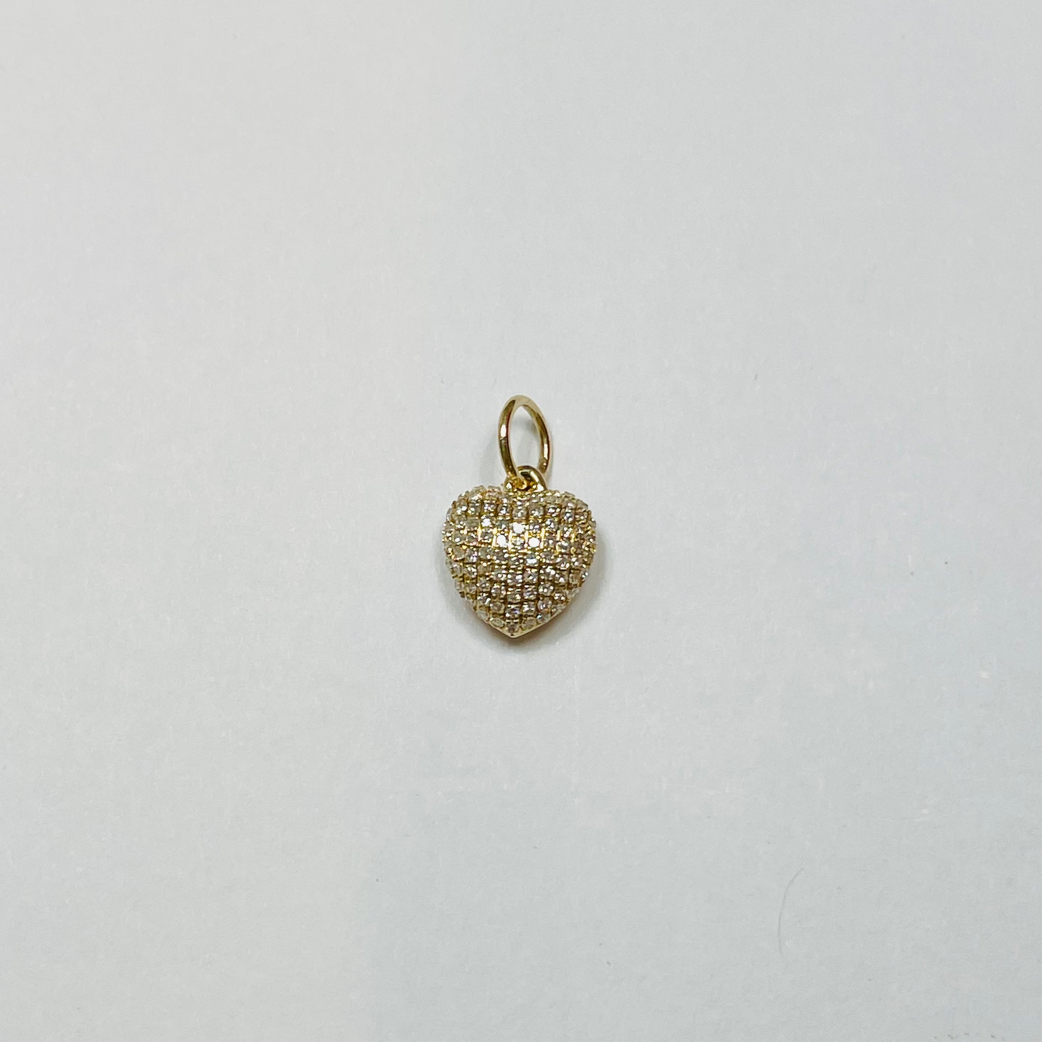 pavè diamond heart pendant