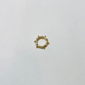 diamond and gold ship wheel connector