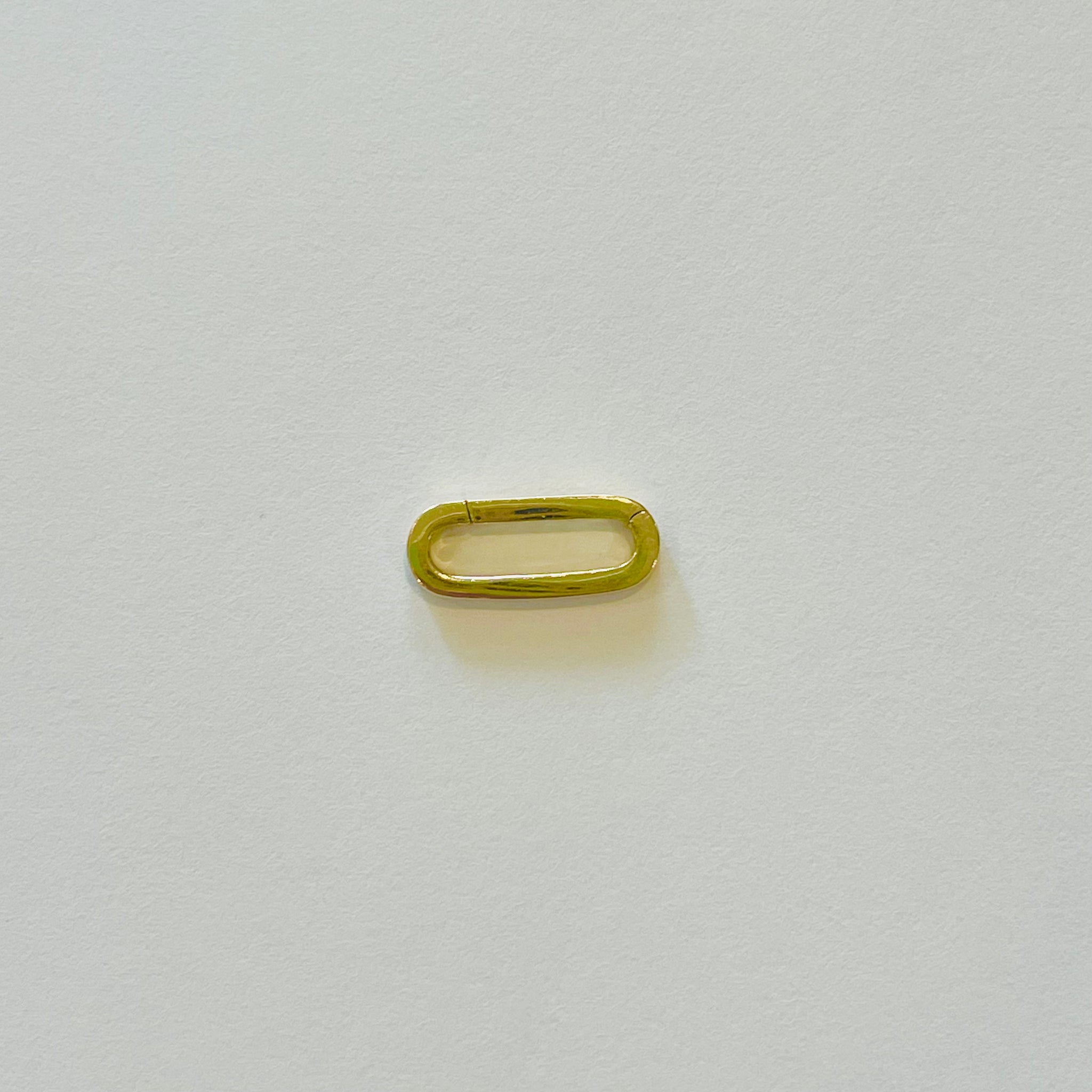 oval gold connector