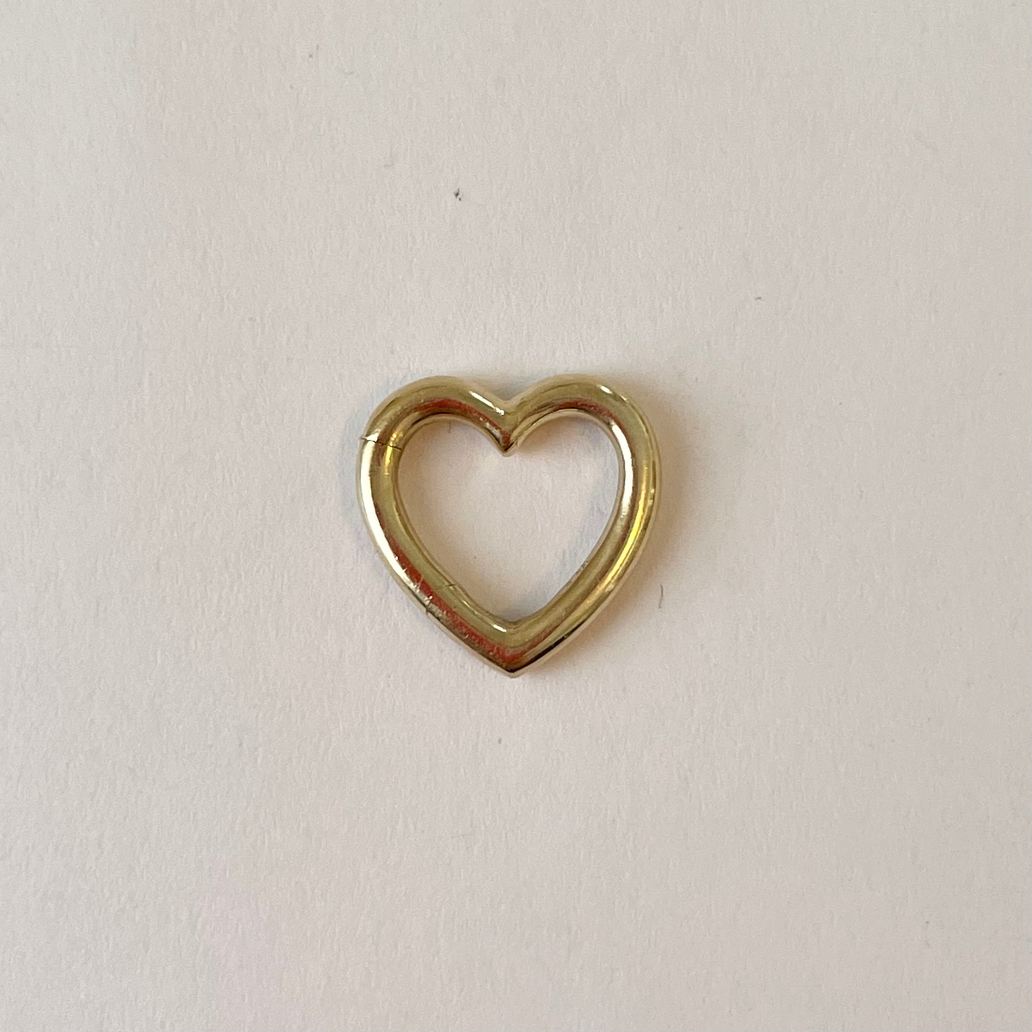 heart gold connector