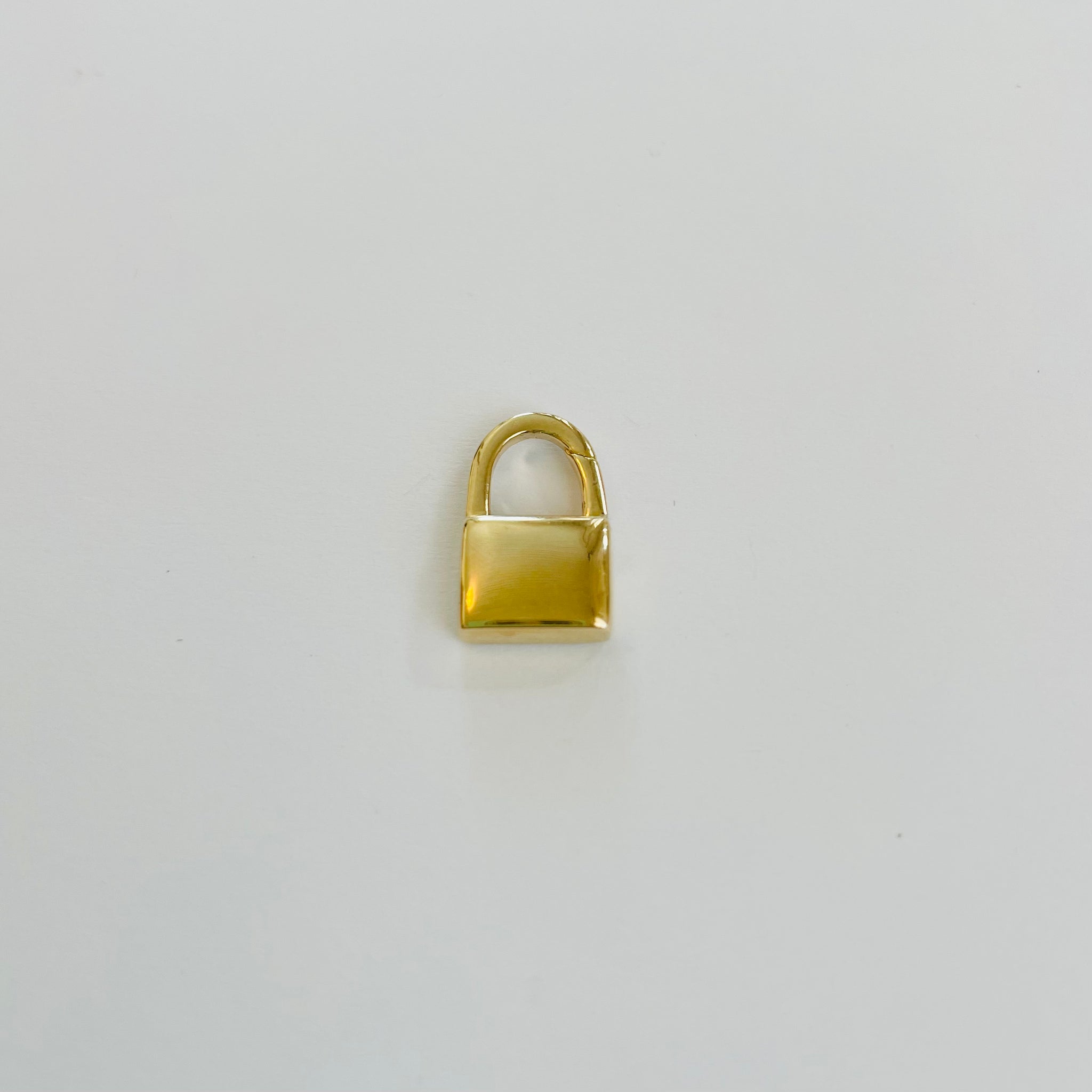 lock connector